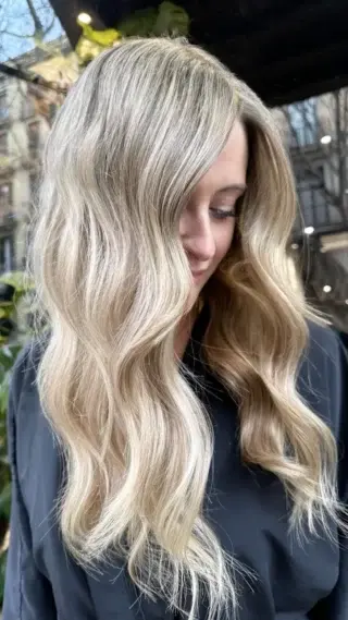 ✨ Discover this 4-step color routine to refresh your outgrown blonde into a stunning, healthy babylights look.

Step 1️⃣: Start with applying Abh/ repair treatment leave-in which will add protein to the hair to protect it during the bleaching process. 

Step 2️⃣: For the babylights, mix GAMMA GO blond 7 tones + OxyActive 5V for the back section and OxyActive 10V for the top section + E/ Plex E01 bond shelter.

Step 3️⃣: To enhance the blonde, follow with a mix of GAMMA toner + GAMMA Color Bliss™ Demi Color Balm + Demi Color Activator and apply from roots to ends. This formula will neutralize brassiness, ensuring blonde hair stays fresh and vibrant with its ash and anti-yellow formulations. 

Step 4️⃣: To seal the cuticle and to restore hair strength, use E/ Plex E02 bond connector as a restoring intense treatment.

Curious about the results? Experience it for yourself with Erayba products! 🌟

#Erayba #ThinkHairThinkBeauty #BlondeHair #HairColor #Babylights #VeganHairColor #MadeInBarcelona